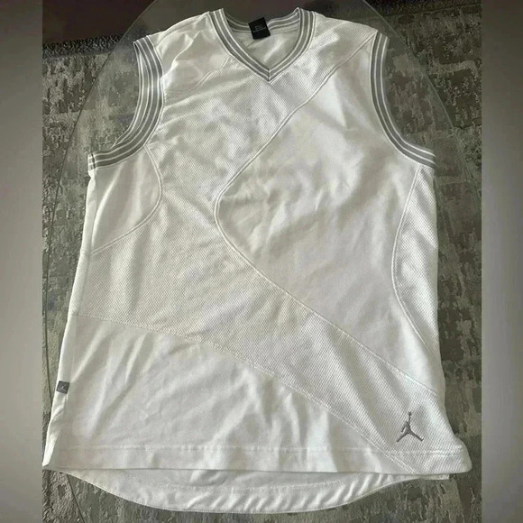 Other - Men’s Y2K Jordan brand 20th anniversary jersey size XL